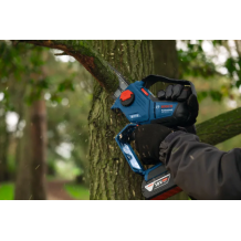 Bosch PRO GKE 18V-15 Akumuliatorinis šakų genėtuvas 18V
