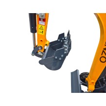 ENZO HT-18 Dyzelinis Mini ekskavatorius 10.2kW, Kubota D722 (su kabina)