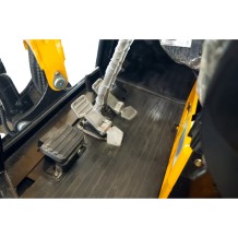 ENZO HT-25 Dyzelinis mini ekskavatorius 14,2kW , KUBOTA D1105