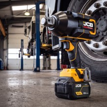 JCB-18PIW-2300 Akumuliatorinis smūginis veržliasukis 18V, 1", 2300Nm