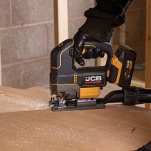 JCB-18PJS-DG Akumuliatorinis siaurapjūklis 18V, 135mm